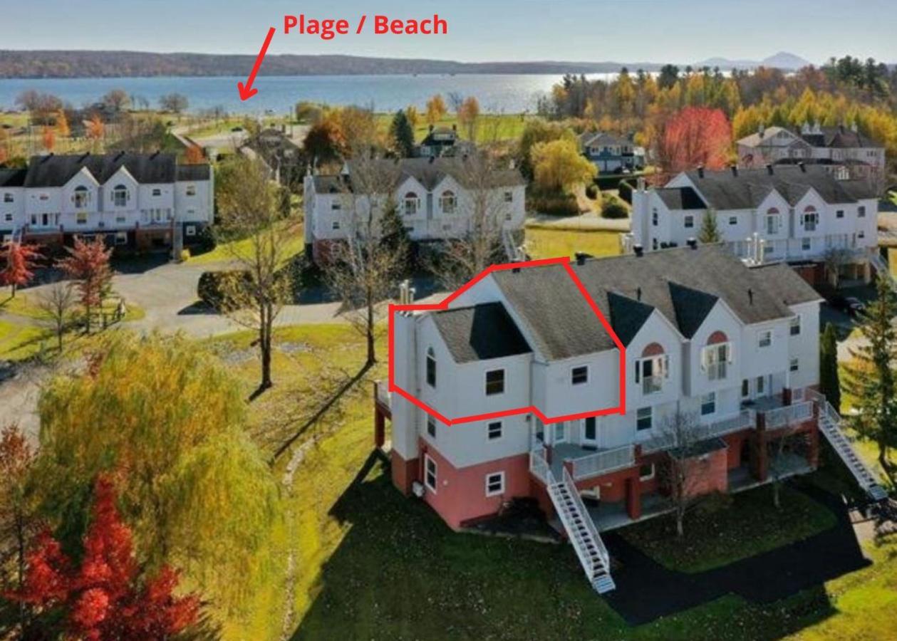 Chaleureux Condo A Magog Exteriör bild
