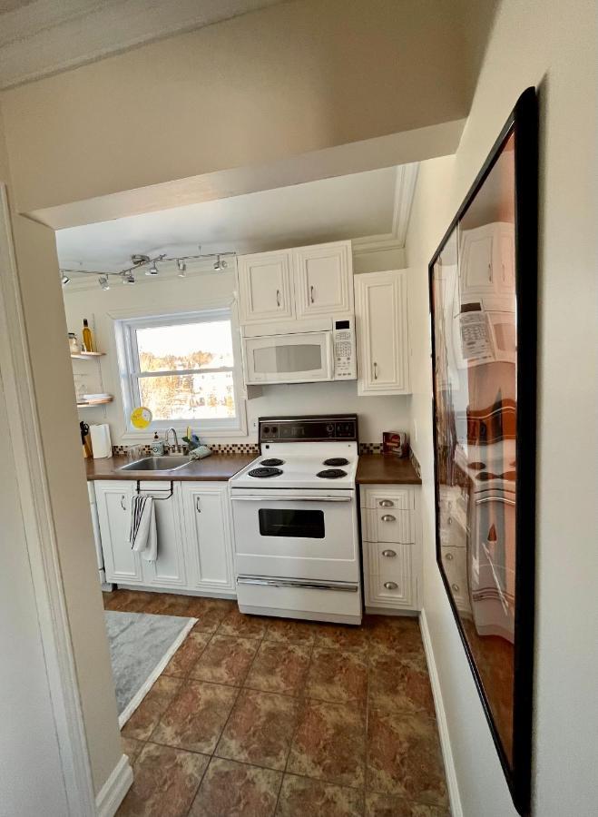 Chaleureux Condo A Magog Exteriör bild