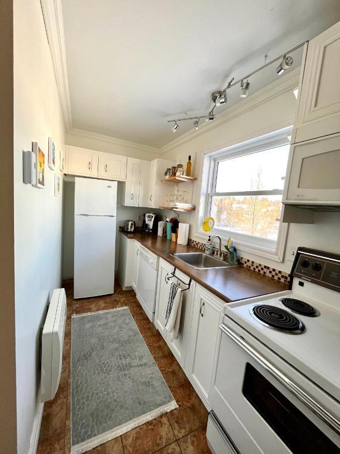 Chaleureux Condo A Magog Exteriör bild